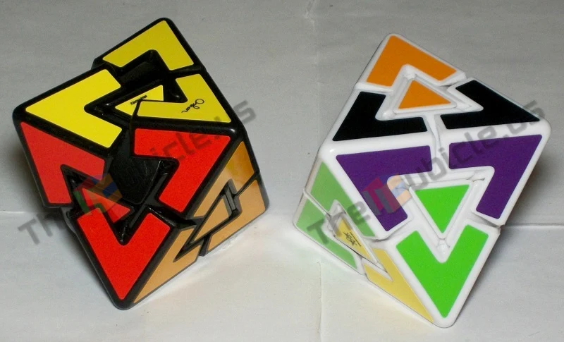 Meffert's Pyraminx Diamond - Image 2
