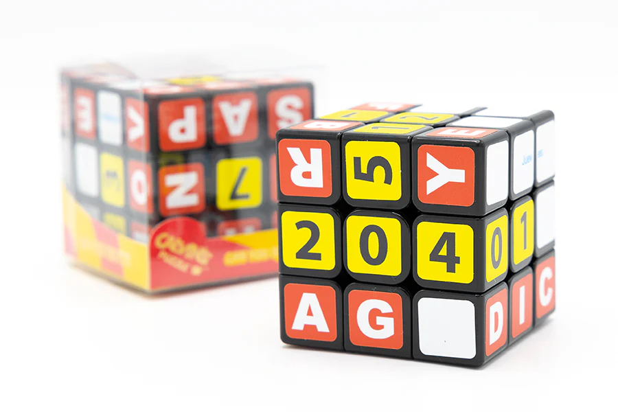 Spanish Calendar Cube 3x3